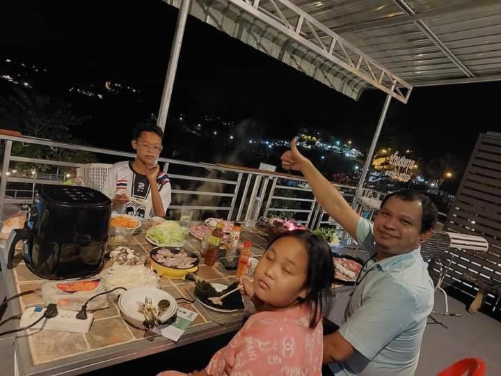 บ้านแช่มช้อย Khao Kho Buitenkant foto